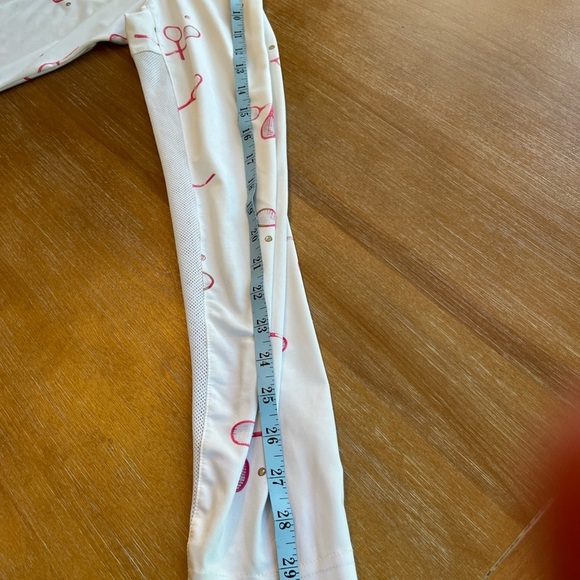 SanSoleil White and Pink Tennis Top, Vented sleeves, UPF 50 size M - Picture 9 of 9